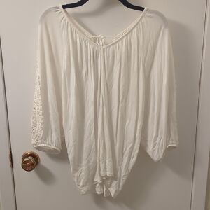 Elegant White Women's Rhinestone Tunic Top
